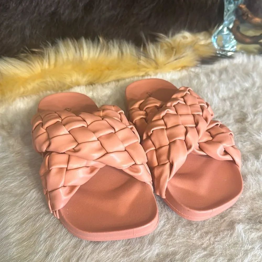 Qupid sandals (CCC) NEW - Picture 1 of 4